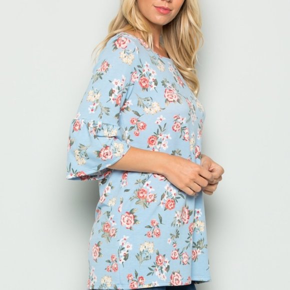 Summer knitted top with floral prints. - Picture 2 of 10